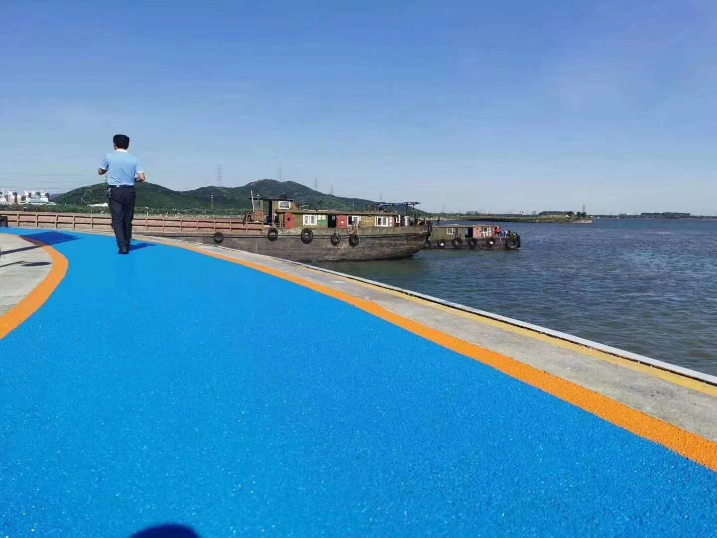 高溫天氣透水混凝土施工，我們不得不注意的事項(xiàng)有哪些呢？